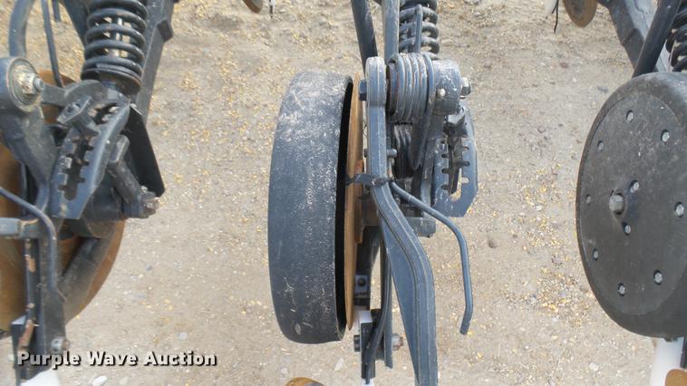 image for item DC2363 2011 John Deere 1990 CCS air seeder