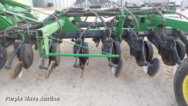 image for item DC2363 2011 John Deere 1990 CCS air seeder