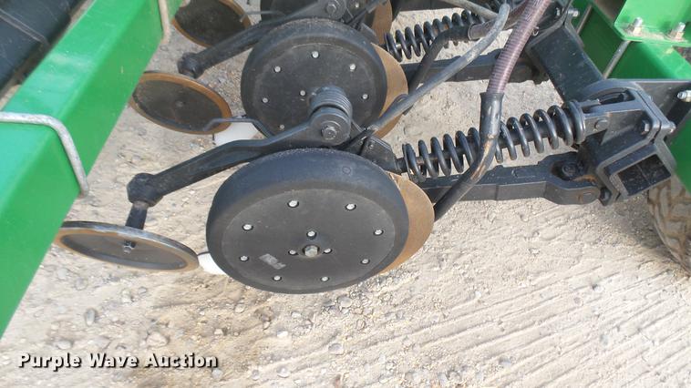 image for item DC2363 2011 John Deere 1990 CCS air seeder