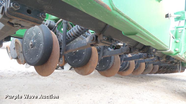 image for item DC2363 2011 John Deere 1990 CCS air seeder
