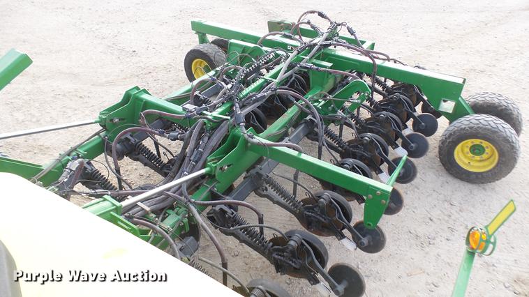 image for item DC2363 2011 John Deere 1990 CCS air seeder