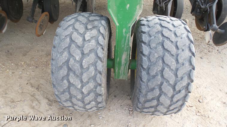 image for item DC2363 2011 John Deere 1990 CCS air seeder