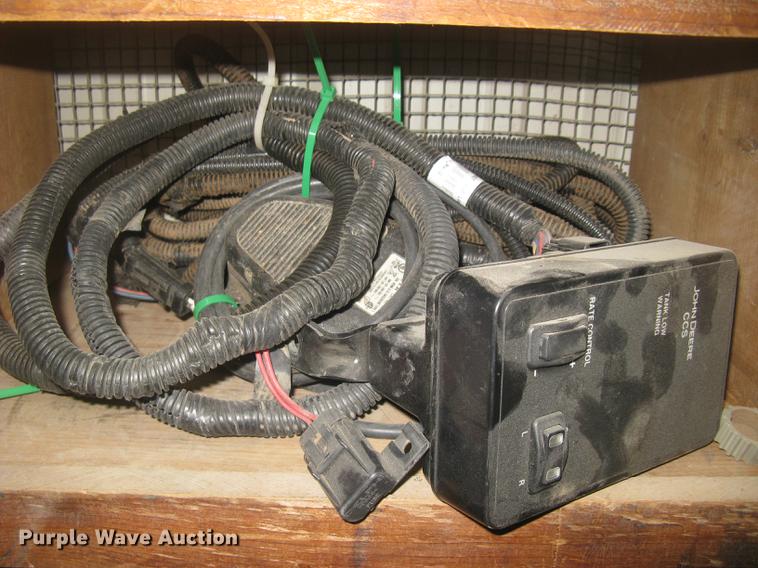 image for item DC2363 2011 John Deere 1990 CCS air seeder