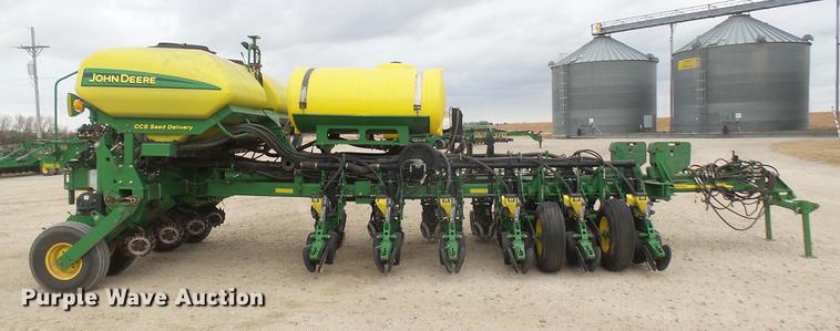 image for item DC2364 2011 John Deere 1770NT no-till planter