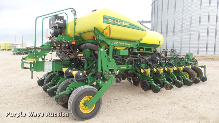 image for item DC2364 2011 John Deere 1770NT no-till planter