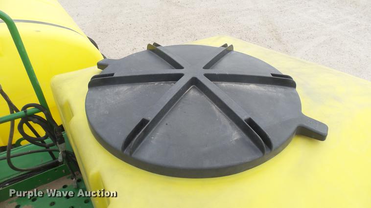 image for item DC2364 2011 John Deere 1770NT no-till planter