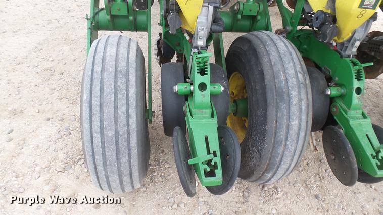 image for item DC2364 2011 John Deere 1770NT no-till planter