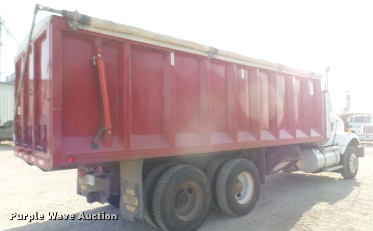 image for item DC2365 1990 Kenworth T450 grain truck