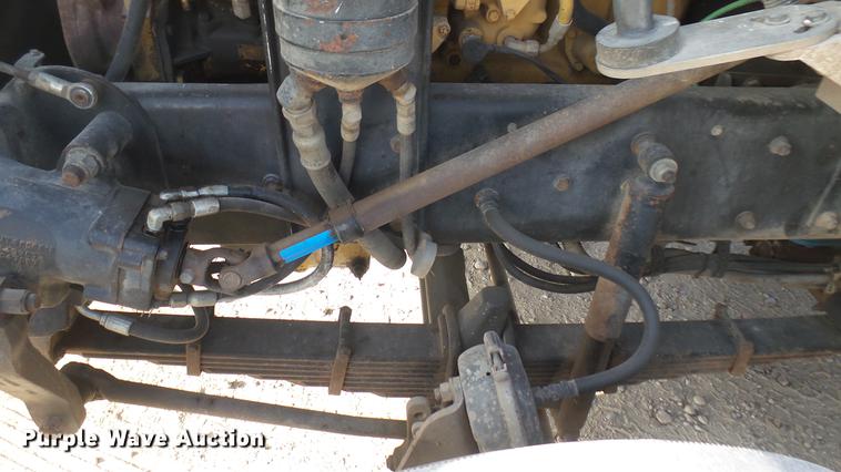 image for item DC2365 1990 Kenworth T450 grain truck