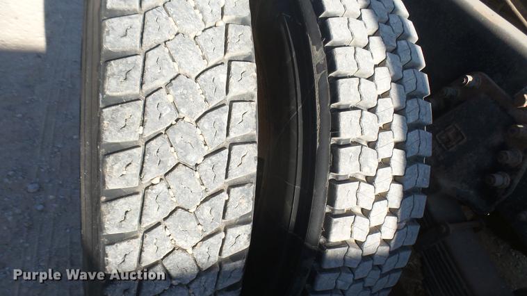 image for item DC2365 1990 Kenworth T450 grain truck