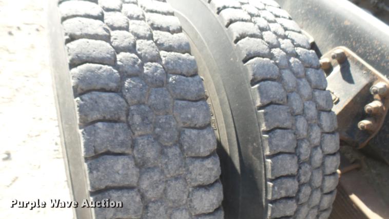 image for item DC2365 1990 Kenworth T450 grain truck