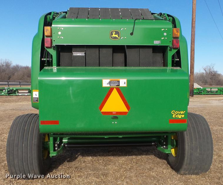 image for item DC2367 2013 John Deere 569 Premium round baler