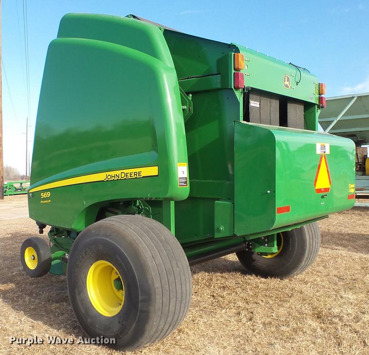 image for item DC2367 2013 John Deere 569 Premium round baler
