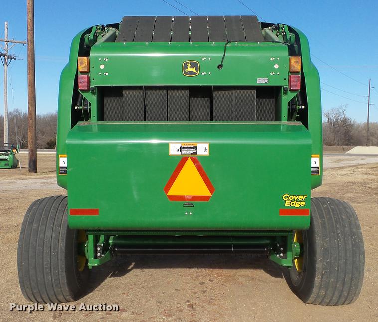 image for item DC2368 2013 John Deere 569 Premium round baler