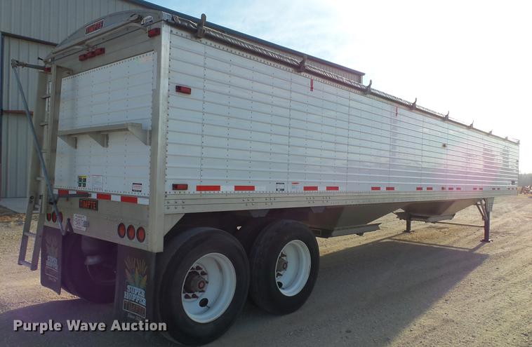 image for item DC2370 2015 Timpte double hopper bottom grain trailer