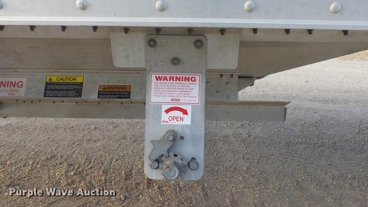 image for item DC2370 2015 Timpte double hopper bottom grain trailer