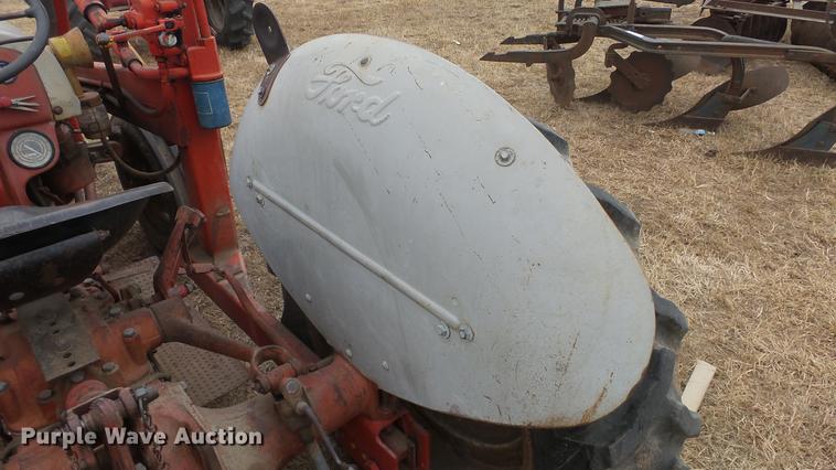 image for item DC2375 Ford tractor