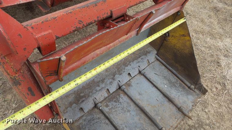 image for item DC2375 Ford tractor