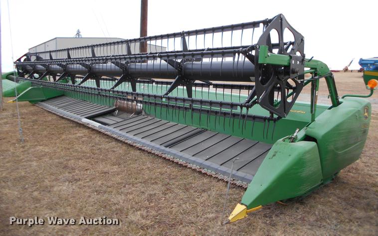 image for item DC2387 2013 John Deere 635FD flex draper head