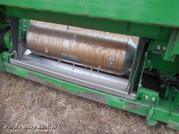 image for item DC2387 2013 John Deere 635FD flex draper head