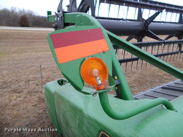 image for item DC2387 2013 John Deere 635FD flex draper head