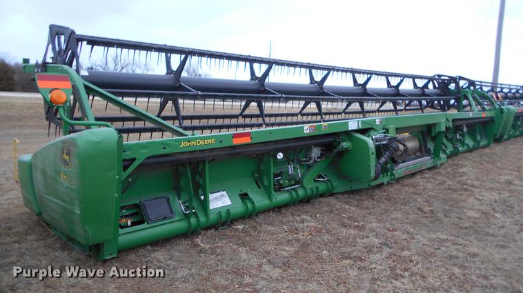image for item DC2388 2013 John Deere 635FD flex draper head