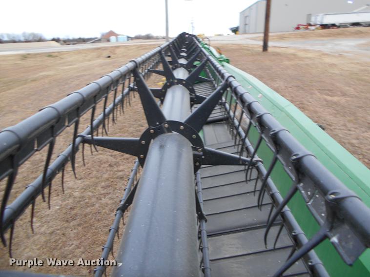 image for item DC2388 2013 John Deere 635FD flex draper head