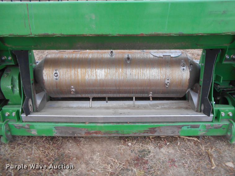 image for item DC2388 2013 John Deere 635FD flex draper head
