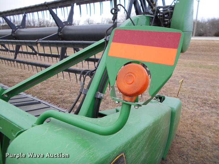 image for item DC2388 2013 John Deere 635FD flex draper head