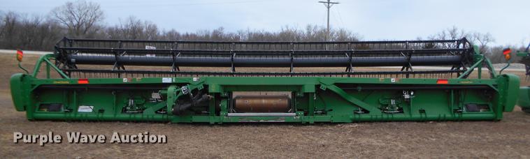 image for item DC2389 2013 John Deere 635FD flex draper head