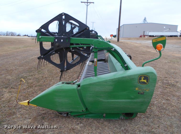 image for item DC2389 2013 John Deere 635FD flex draper head