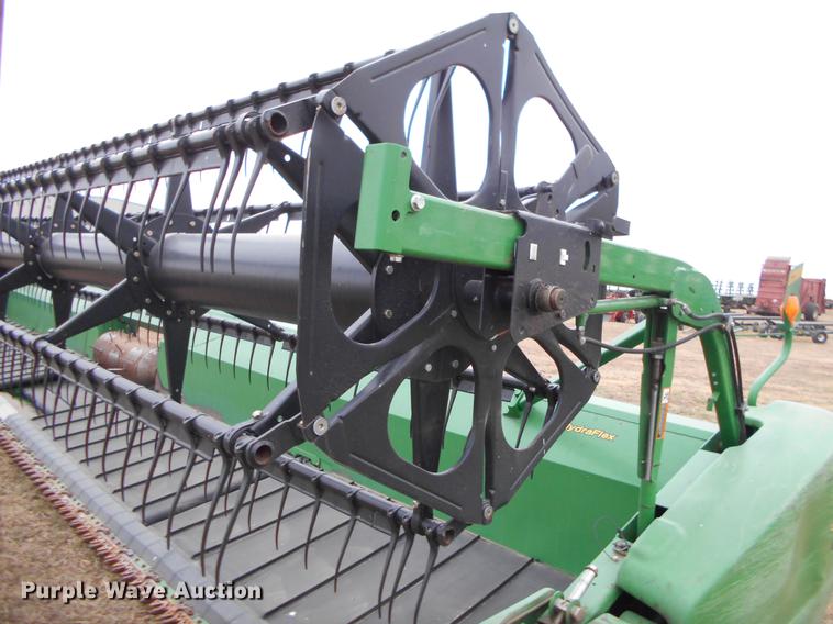 image for item DC2389 2013 John Deere 635FD flex draper head