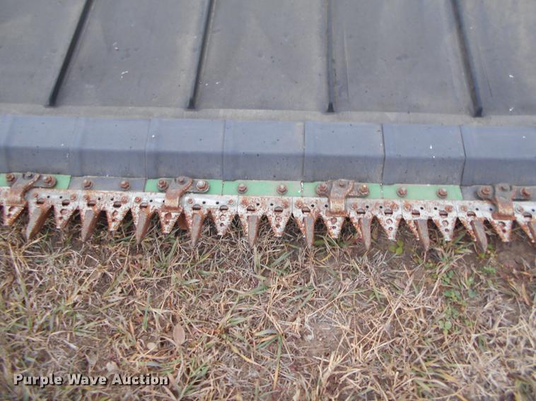 image for item DC2389 2013 John Deere 635FD flex draper head