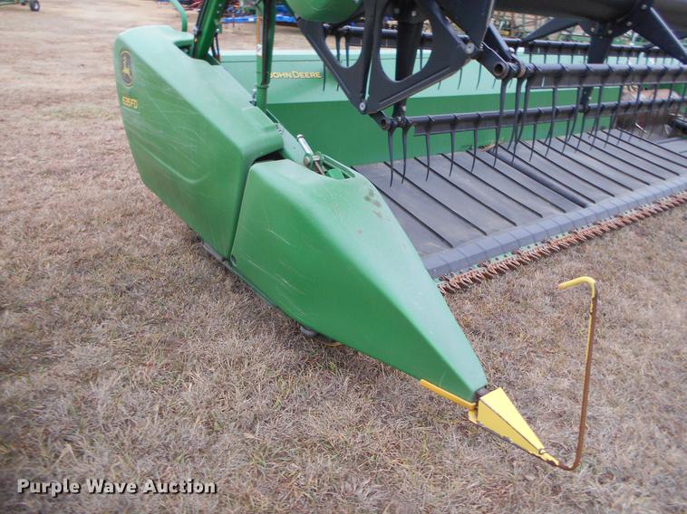 image for item DC2389 2013 John Deere 635FD flex draper head