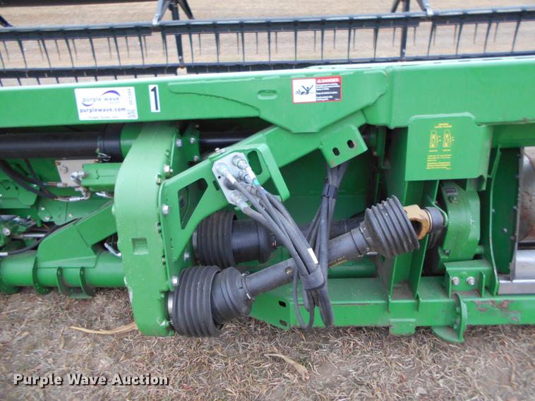 image for item DC2389 2013 John Deere 635FD flex draper head