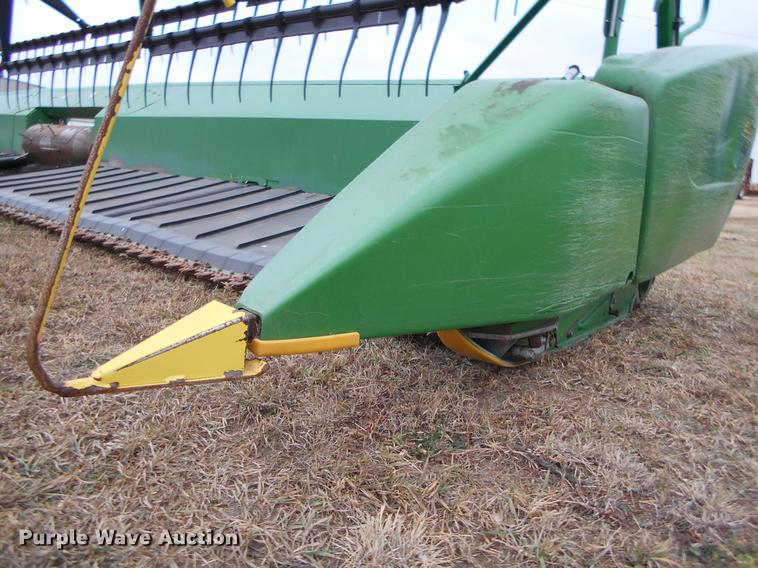 image for item DC2389 2013 John Deere 635FD flex draper head