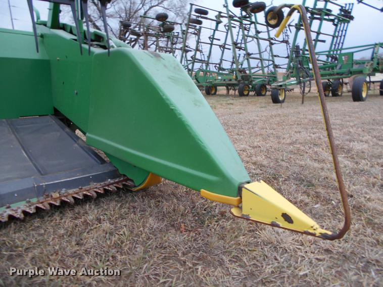 image for item DC2389 2013 John Deere 635FD flex draper head