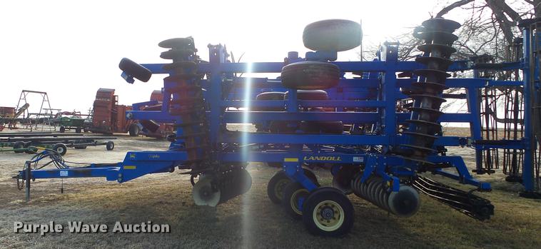 image for item DC2393 2013 Landoll 7450-39 VT Plus vertical tillage