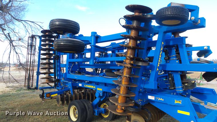 image for item DC2393 2013 Landoll 7450-39 VT Plus vertical tillage
