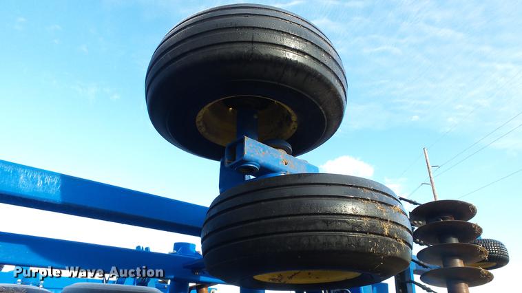 image for item DC2393 2013 Landoll 7450-39 VT Plus vertical tillage