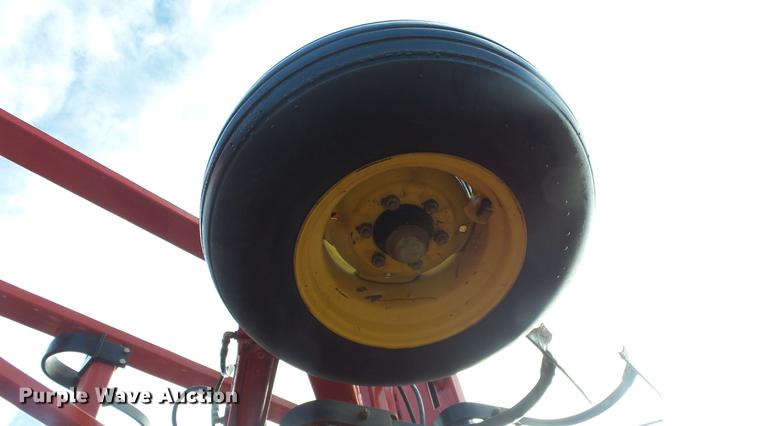 image for item DC2403 2006 Sunflower 5055-50 field cultivator