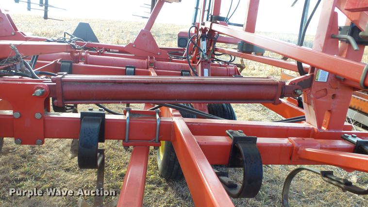 image for item DC2403 2006 Sunflower 5055-50 field cultivator