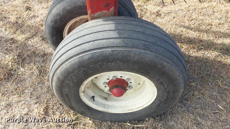 image for item DC2406 2011 Rowse ULT27 hay rake