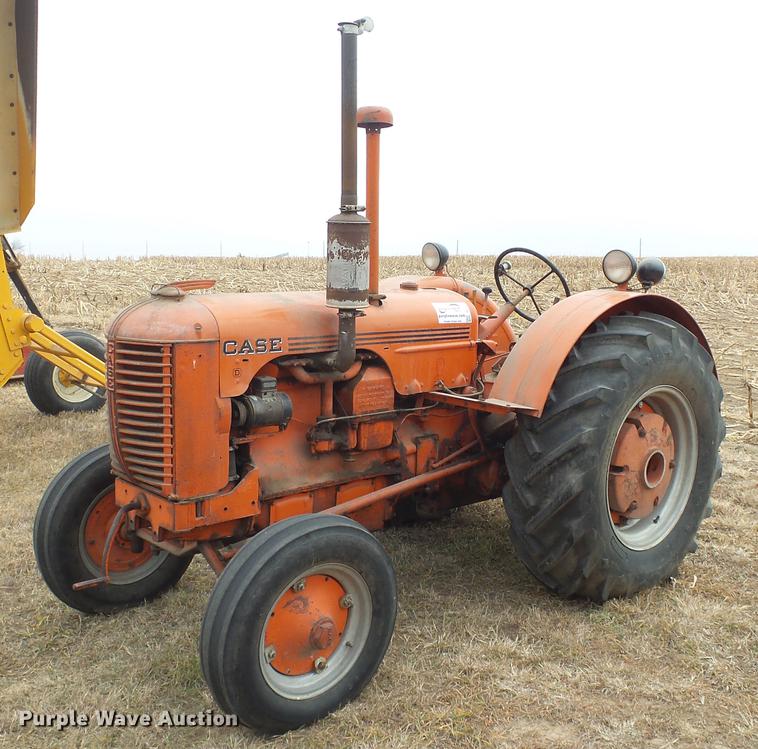 image for item DC2410 Case D tractor
