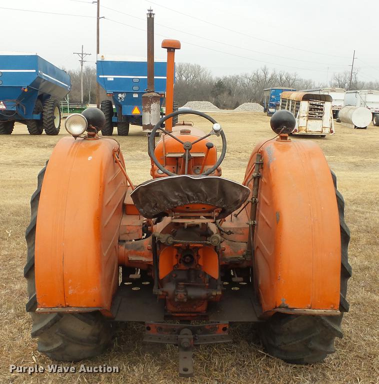 image for item DC2410 Case D tractor