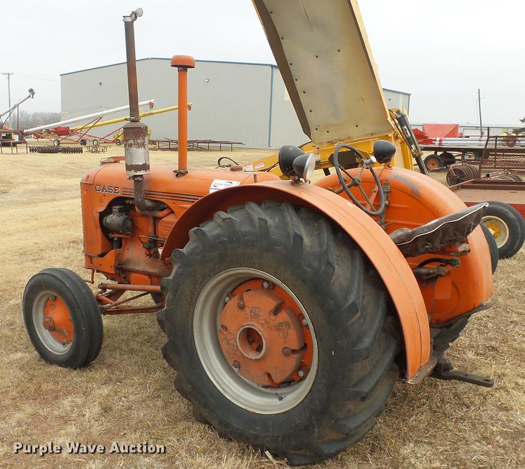 image for item DC2410 Case D tractor