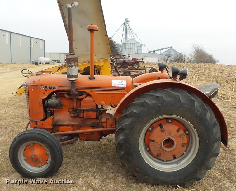 image for item DC2410 Case D tractor