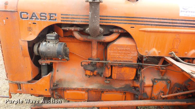 image for item DC2410 Case D tractor