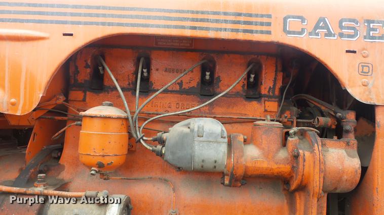 image for item DC2410 Case D tractor