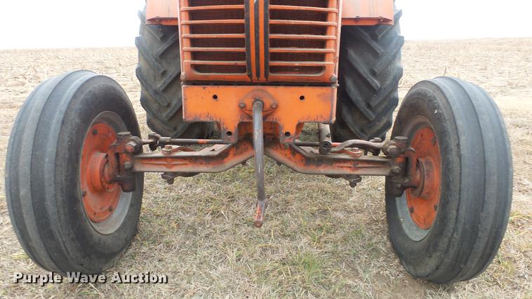 image for item DC2410 Case D tractor